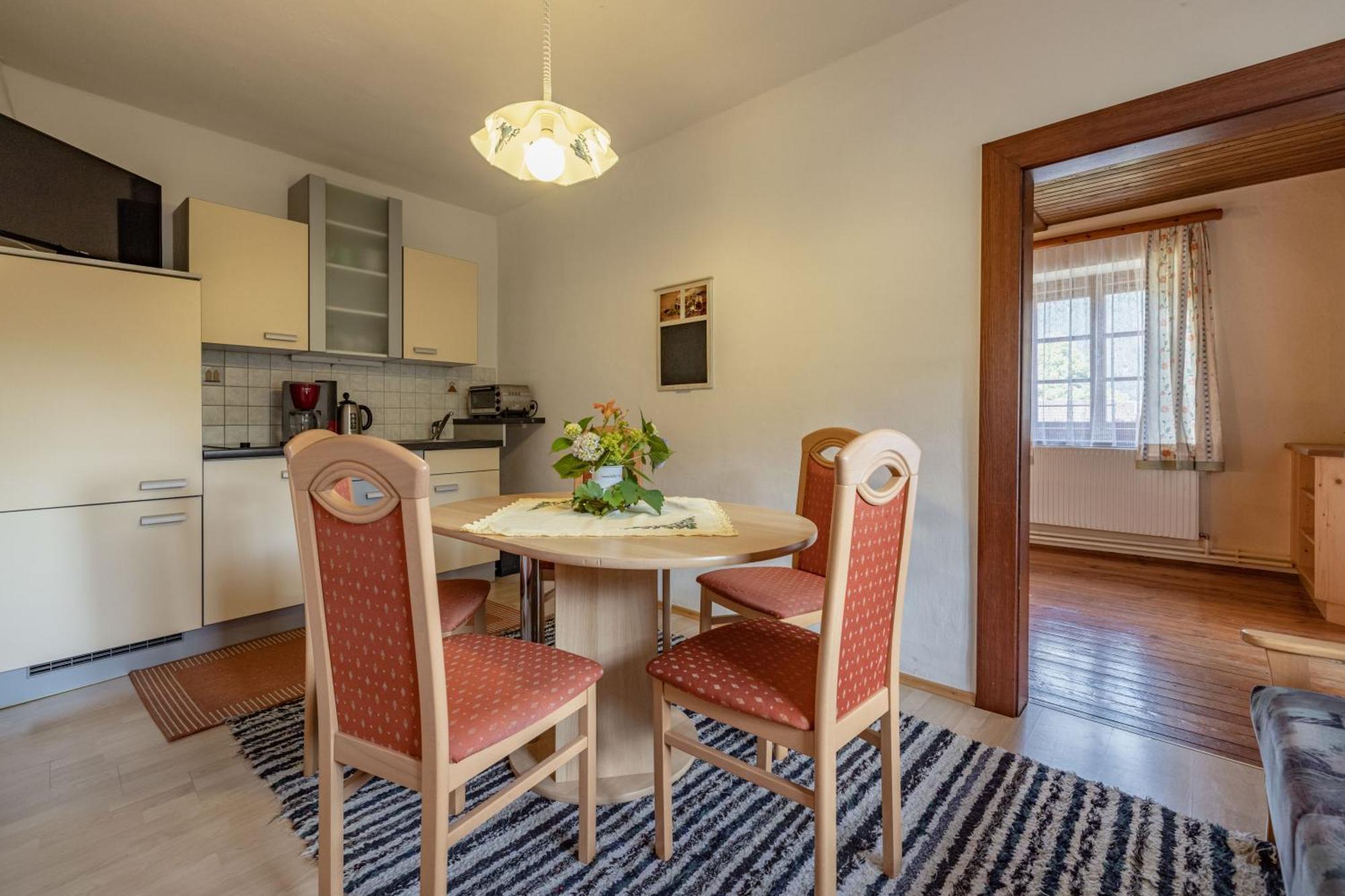 Lissis Bauernhof Appartments Gundersheim Buitenkant foto