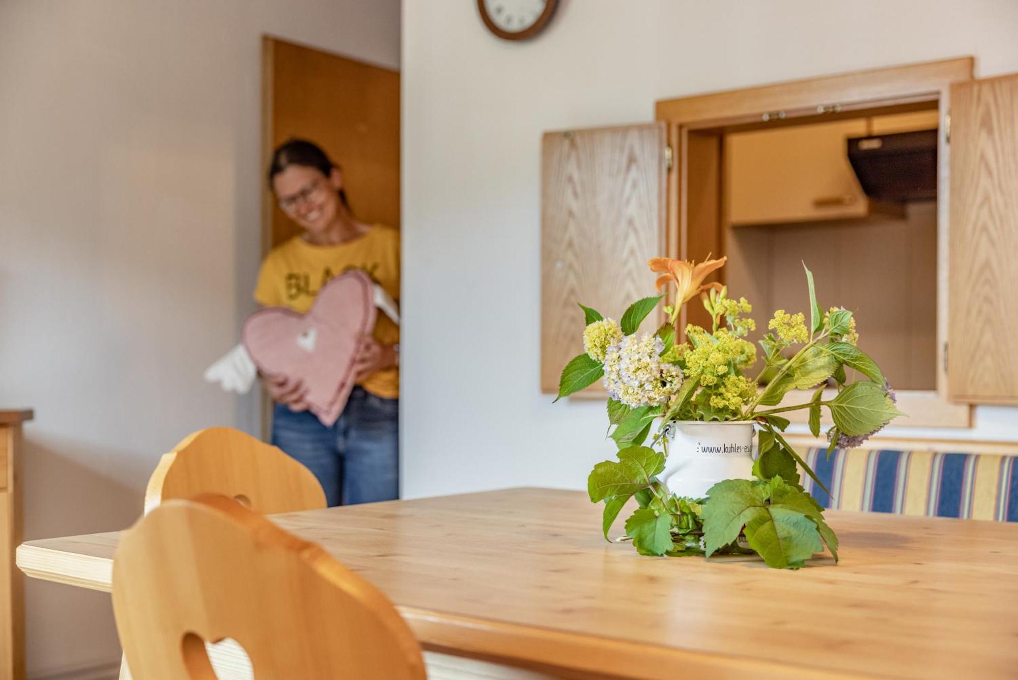 Lissis Bauernhof Appartments Gundersheim Buitenkant foto